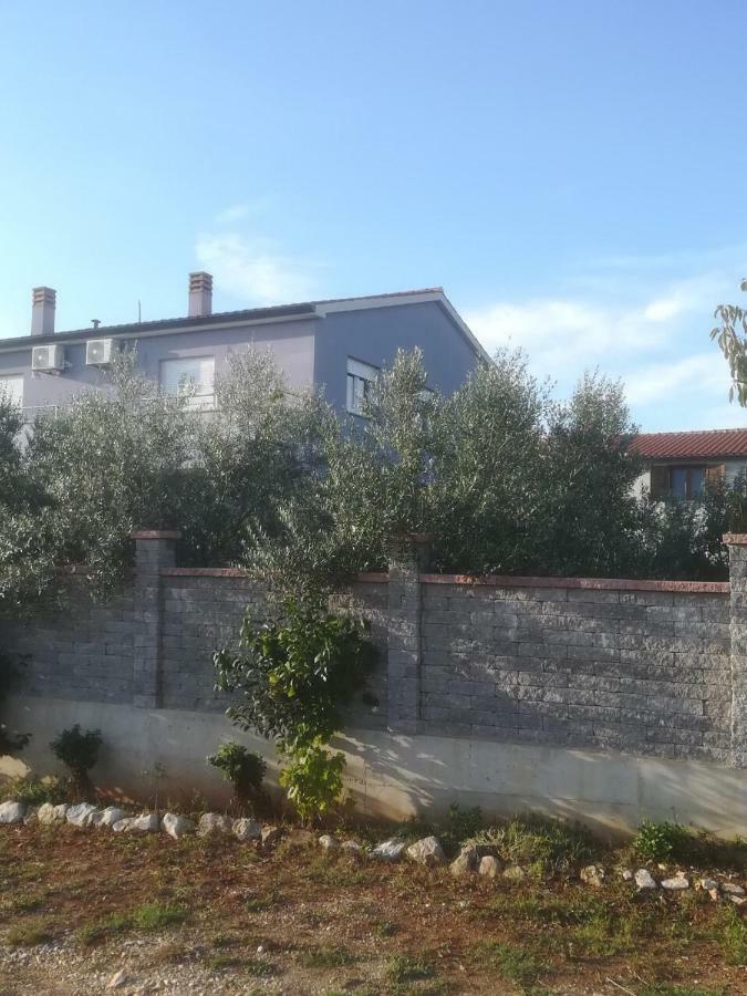 Apartman Ki Lägenhet Pula Exteriör bild