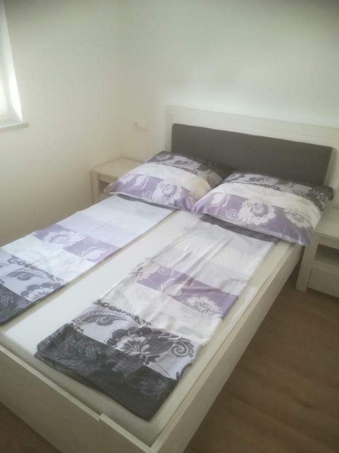 Apartman Ki Lägenhet Pula Exteriör bild